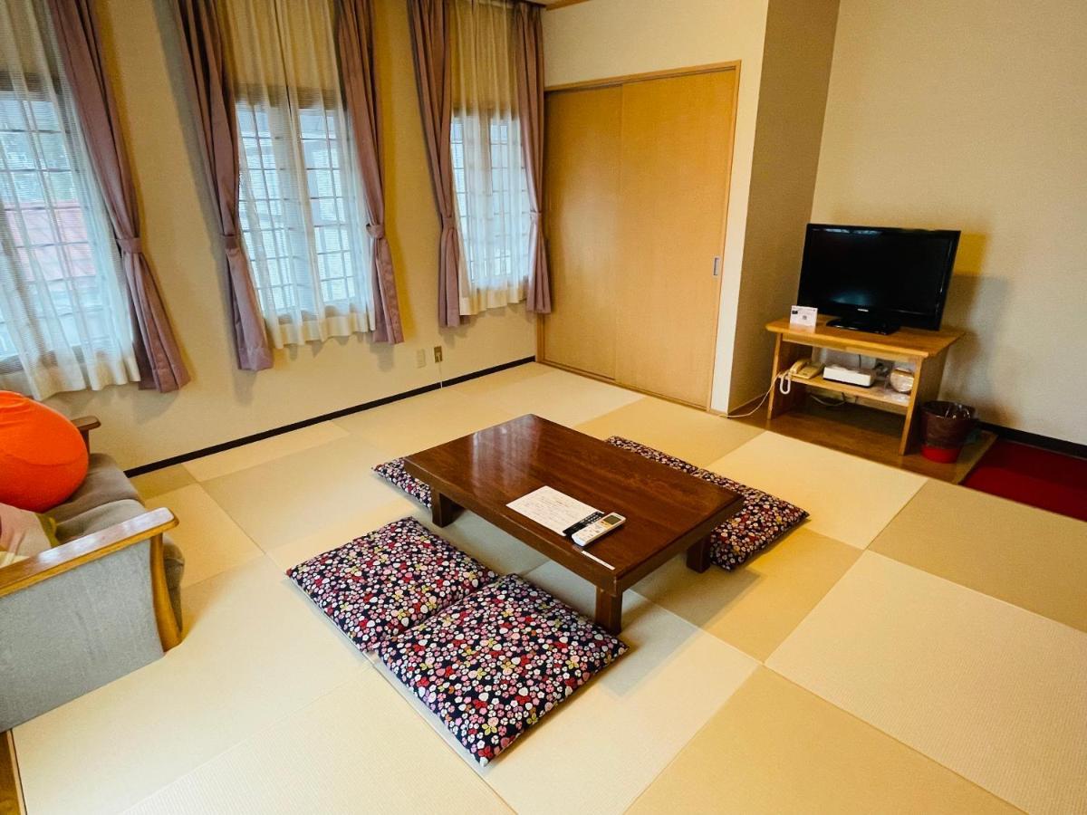 Belle Vue Nishiura Villa Minamiuonuma Exterior photo